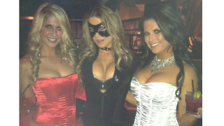 Illustration for article titled Celebrities Share Their Halloween Costumes On Twitter